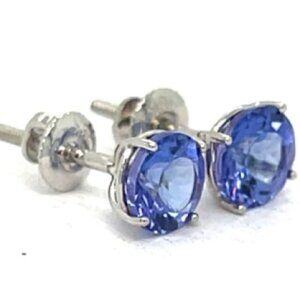 18kTanzanite White Gold Stud Earrings